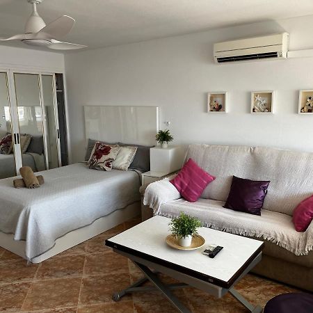 Precioso Estudio Muy Cercano A La Playa Apartment Torremolinos Luaran gambar